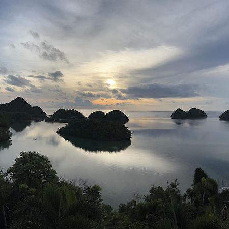 C View Resort Sipalay Εξωτερικό φωτογραφία