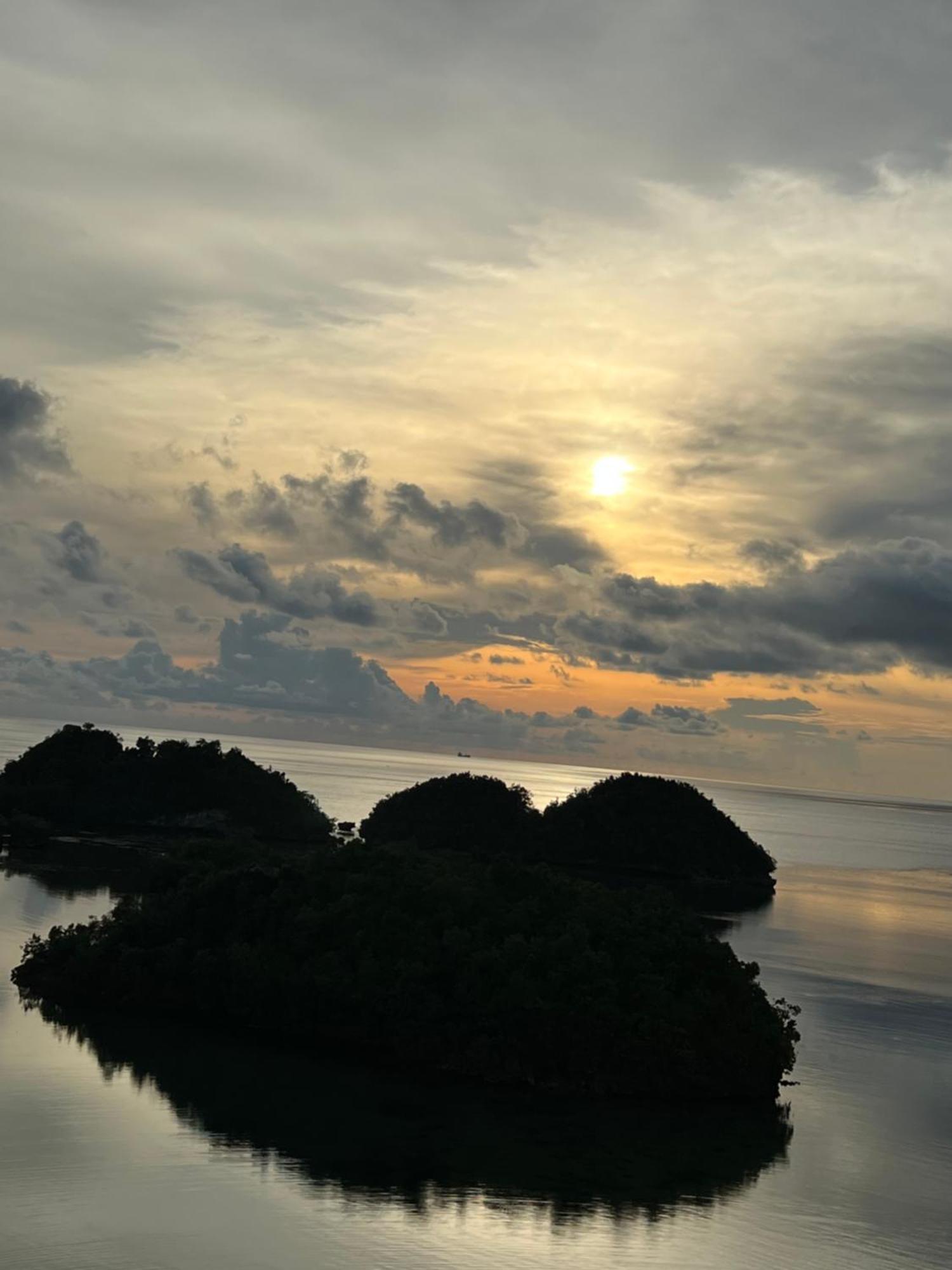 C View Resort Sipalay Εξωτερικό φωτογραφία