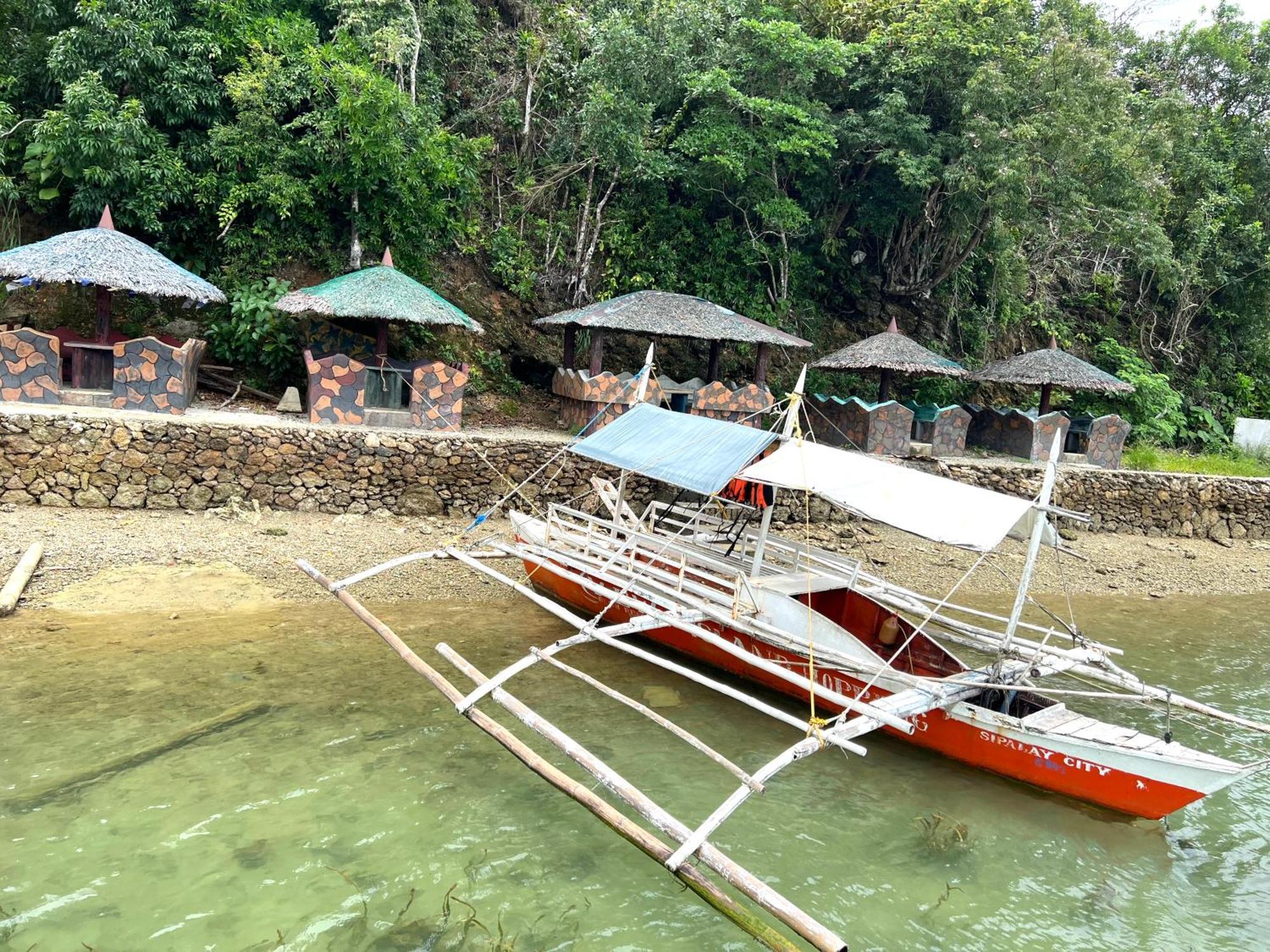 C View Resort Sipalay Εξωτερικό φωτογραφία