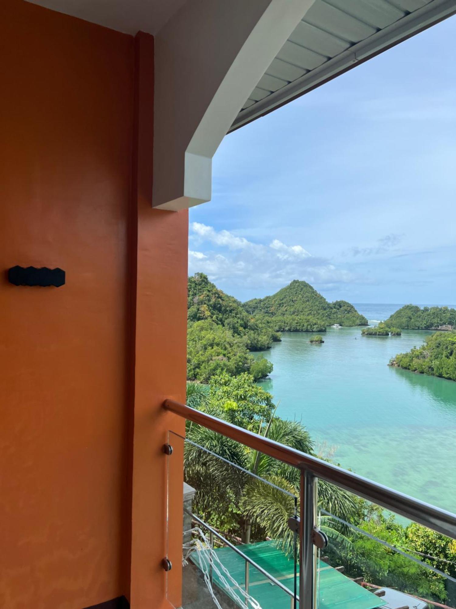 C View Resort Sipalay Εξωτερικό φωτογραφία
